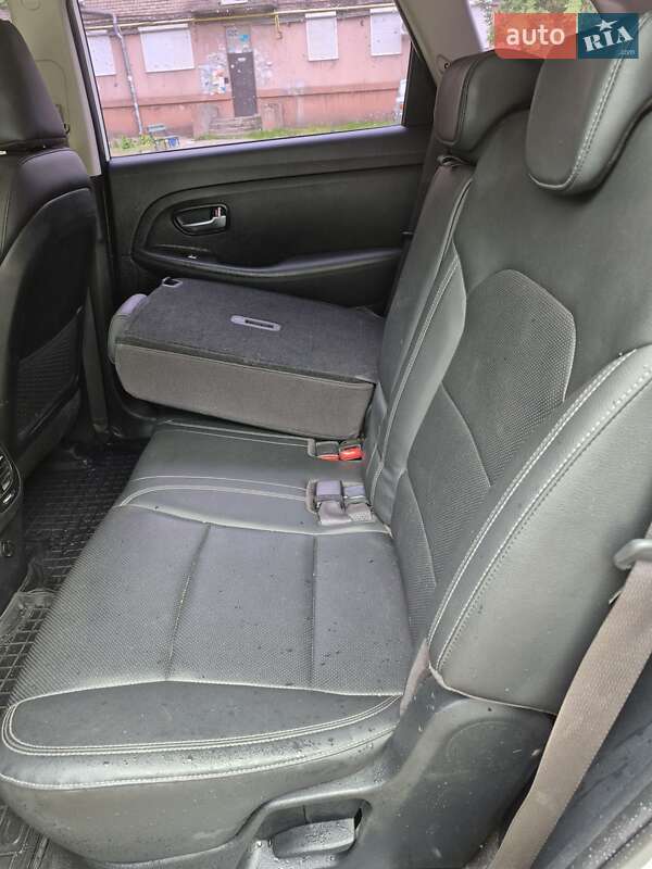 Мікровен Kia Carens 2017 в Запоріжжі