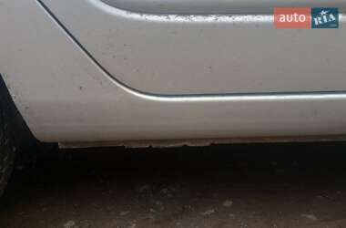 Мінівен Kia Carens 2008 в 