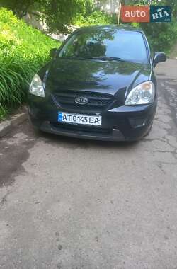 Минивэн Kia Carens 2006 в Львове