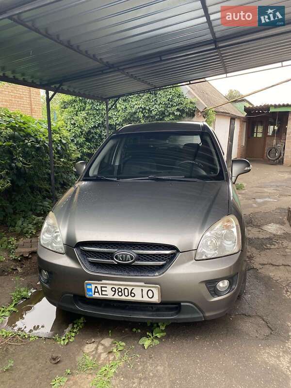 Микровэн Kia Carens 2010 в Кривом Роге