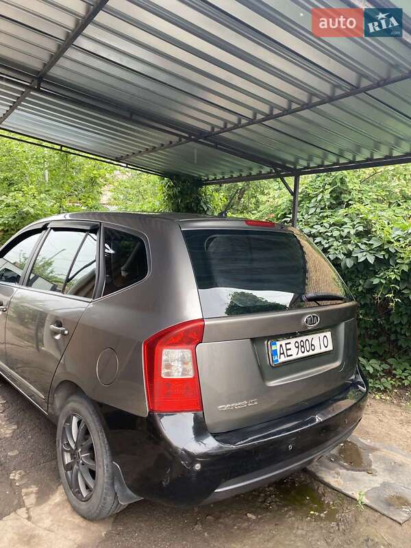 Микровэн Kia Carens 2010 в Кривом Роге
