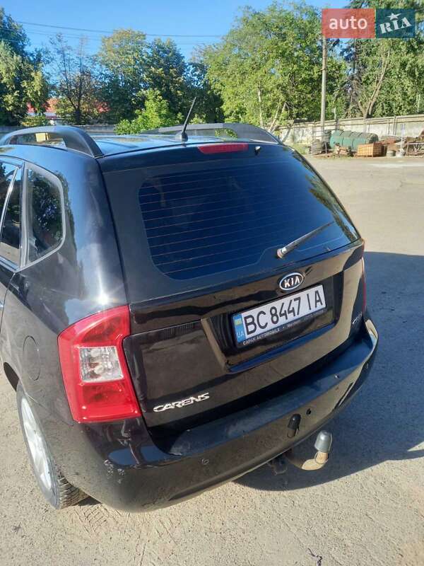 Kia Carens 2008