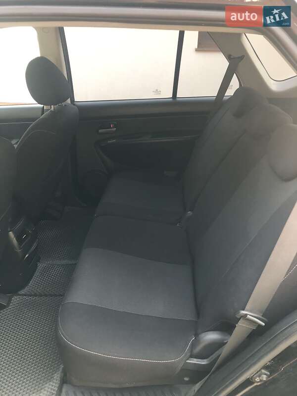 Минивэн Kia Carens 2008 в Хмельницком фото 13 Минивэн Kia Carens 2008 в Хмельницком