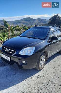 Минивэн Kia Carens 2008 в Черкассах