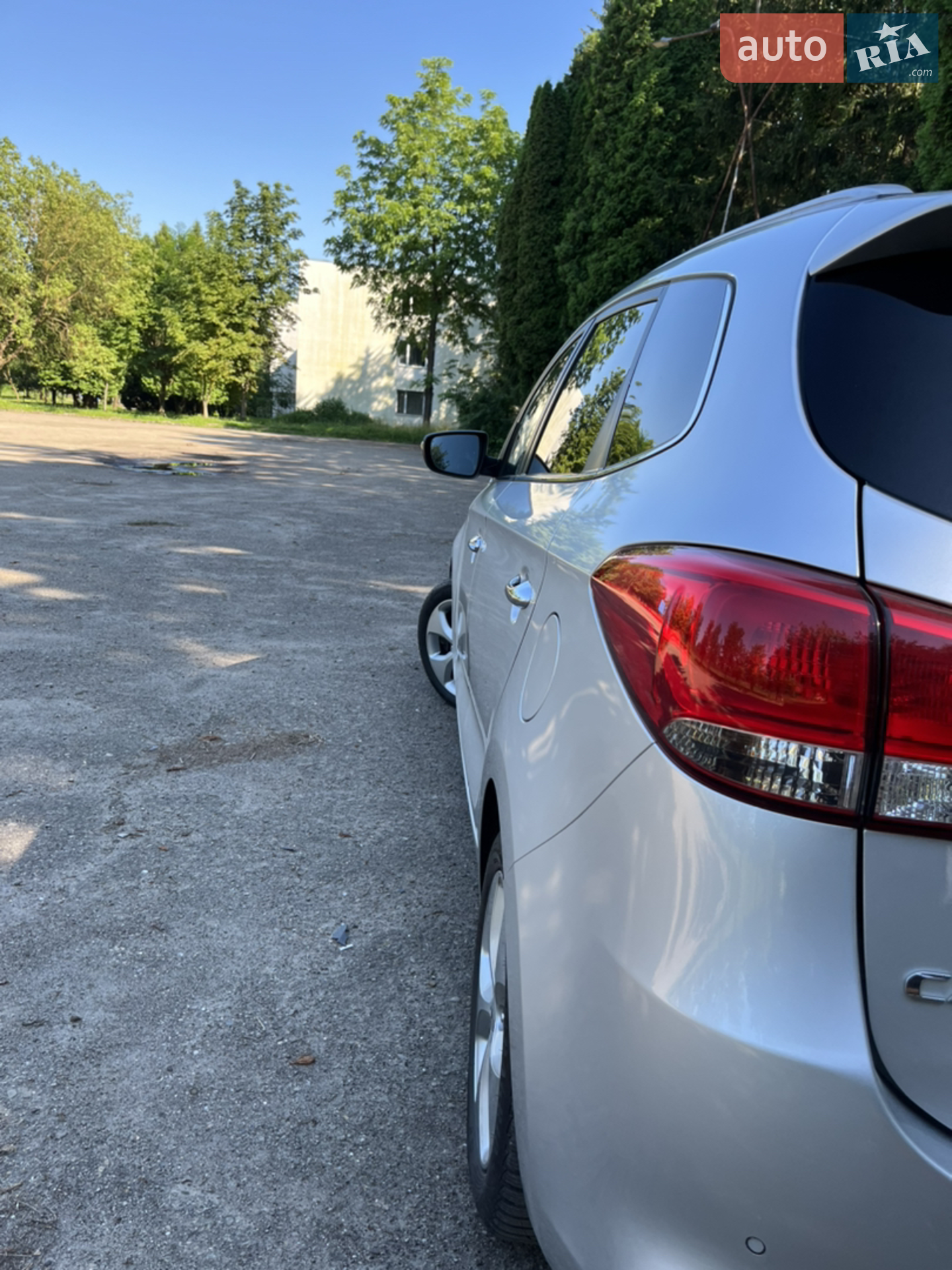 2013 Kia Carens - мініатюра 9