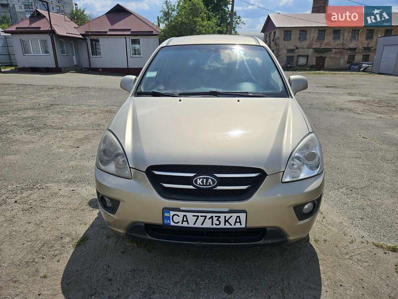 Мінівен Kia Carens 2007 в Корсунь-Шевченківському