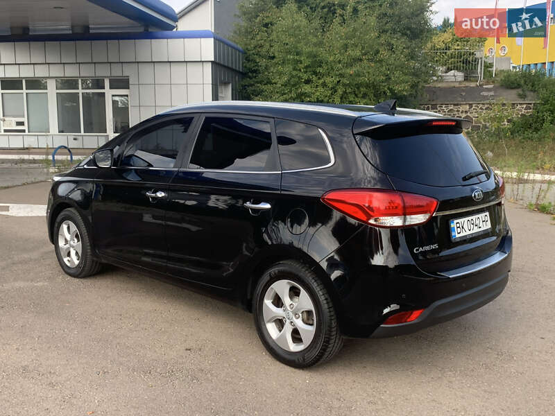 Мікровен Kia Carens 2016 в Рівному