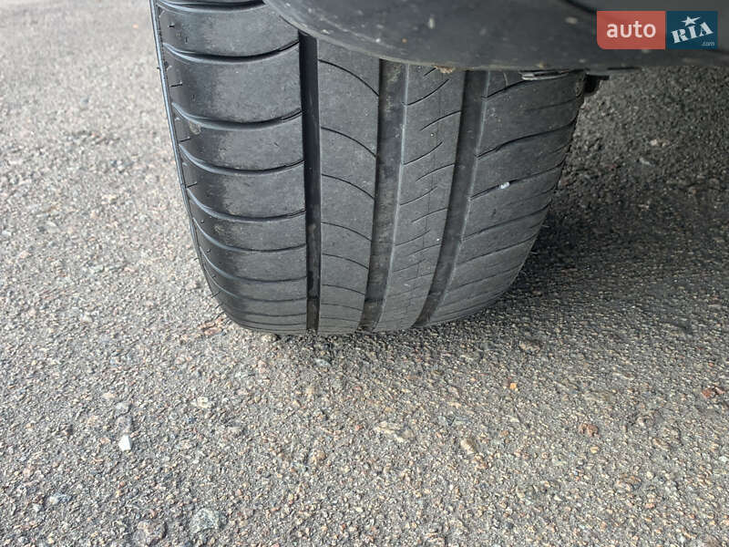 Мікровен Kia Carens 2016 в Рівному