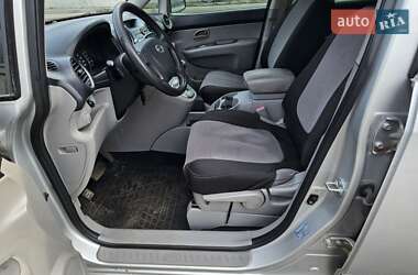 Минивэн Kia Carens 2008 в 
