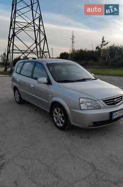 Минивэн Kia Carens 2006 в Ровно