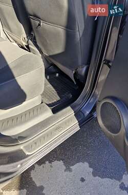 Минивэн Kia Carens 2008 в Виннице