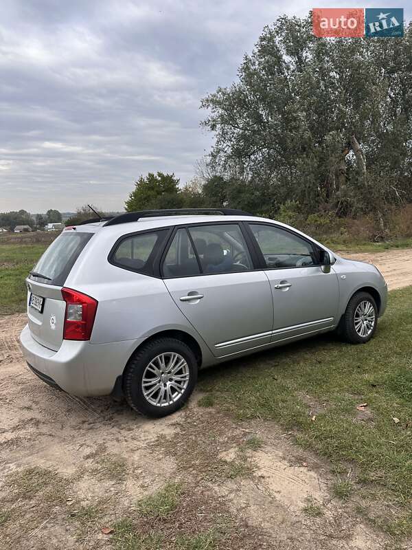 Минивэн Kia Carens 2009 в Гайсине фото 2 Минивэн Kia Carens 2009 в Гайсине
