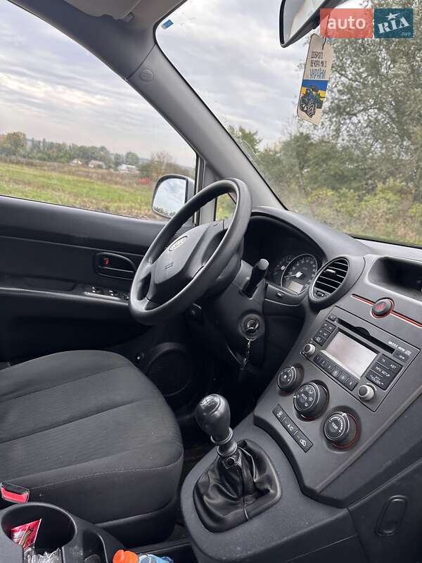 Минивэн Kia Carens 2009 в Гайсине фото 15 Минивэн Kia Carens 2009 в Гайсине