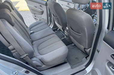 Минивэн Kia Carens 2008 в 