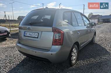 Минивэн Kia Carens 2007 в 