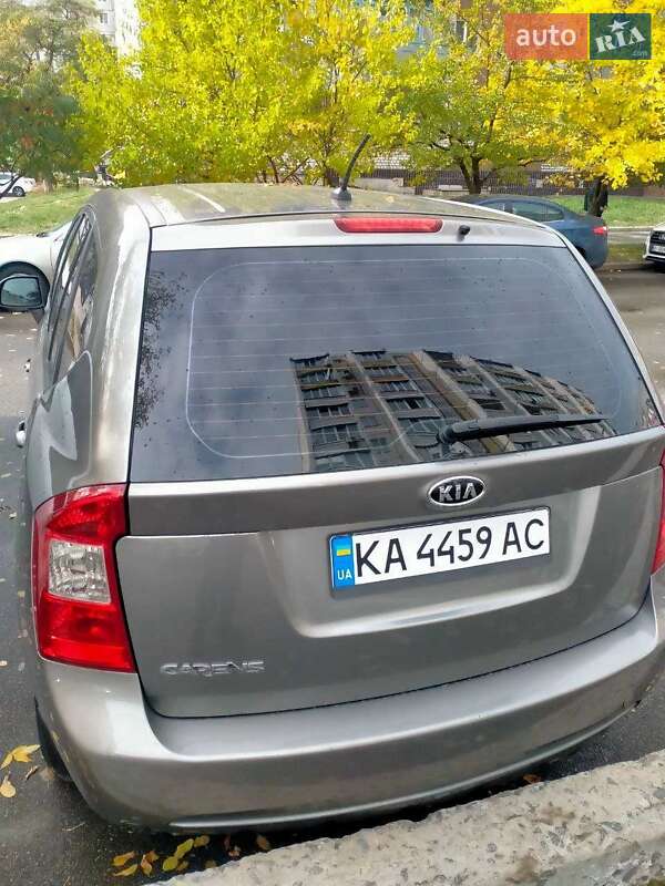 Мікровен Kia Carens 2011 в Києві фото 3 Мікровен Kia Carens 2011 в Києві