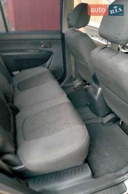 Микровэн Kia Carens 2011 в 