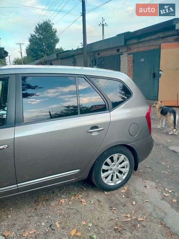 Мікровен Kia Carens 2011 в Києві фото 17 Мікровен Kia Carens 2011 в Києві
