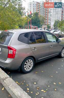 Микровэн Kia Carens 2011 в 