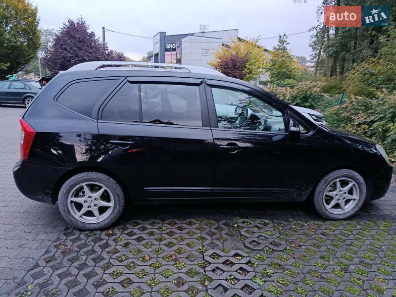 Микровэн Kia Carens 2011 в Сосновке фото 3 Микровэн Kia Carens 2011 в Сосновке