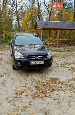 Минивэн Kia Carens 2008 в Полтаве