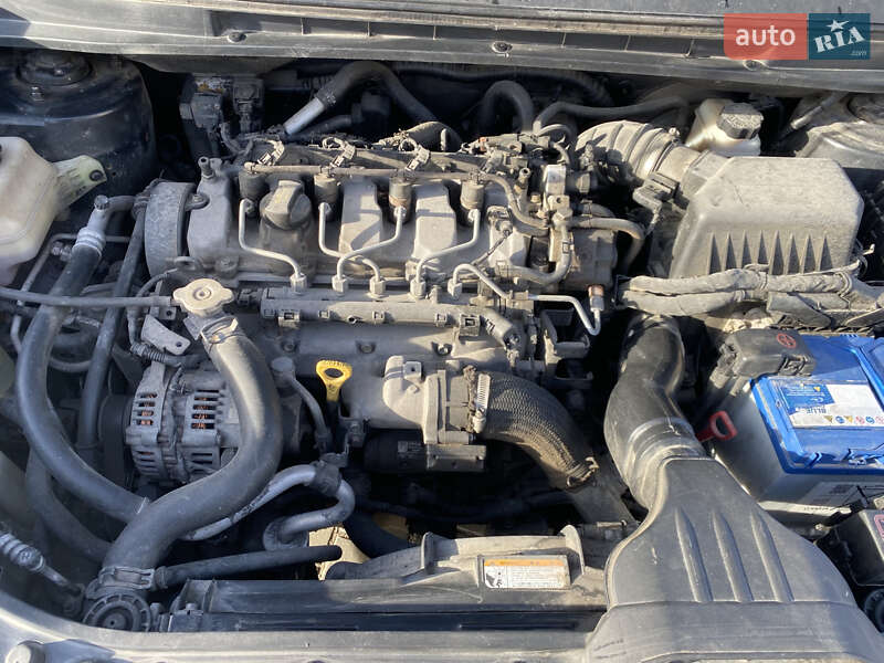 Минивэн Kia Carens 2007 в Дрогобыче фото 17 Минивэн Kia Carens 2007 в Дрогобыче