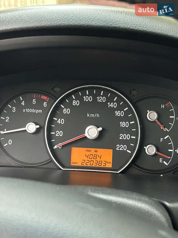 Мікровен Kia Carens 2012 в Одесі