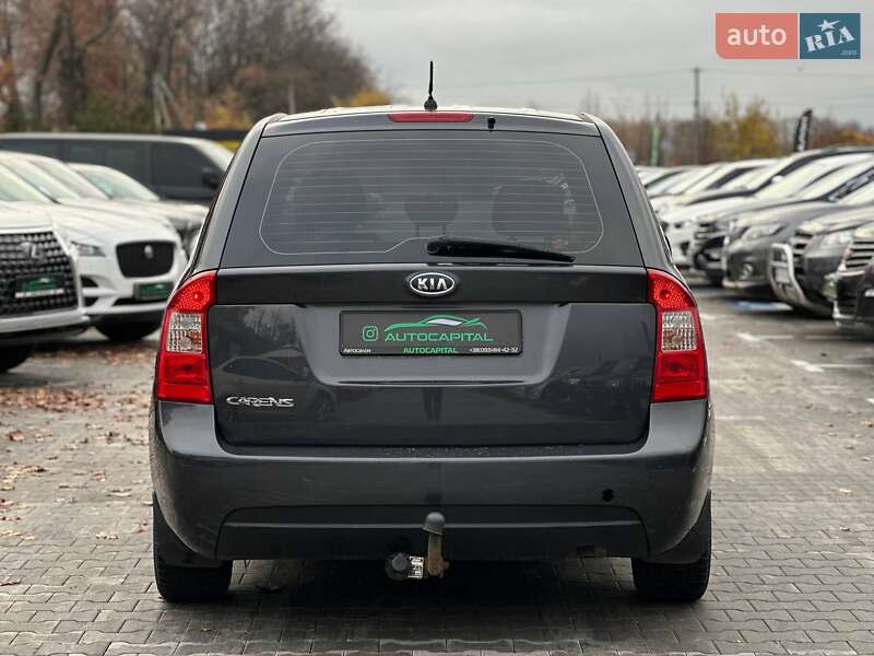 Мінівен Kia Carens 2008 в Києві