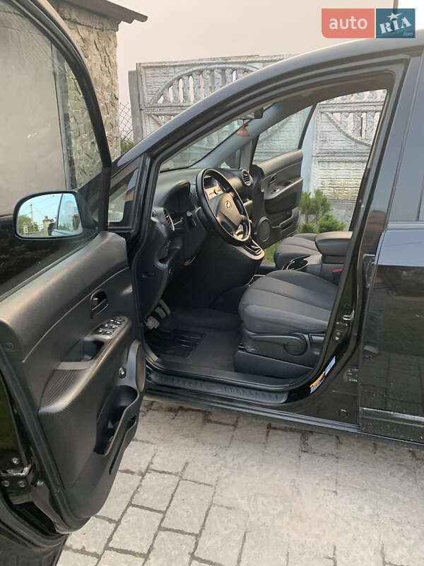 Мінівен Kia Carens 2006 в Львові