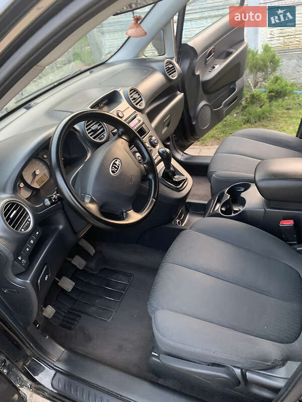 Мінівен Kia Carens 2006 в Львові