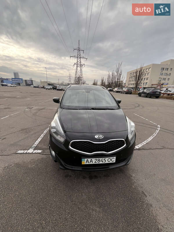 Микровэн Kia Carens 2013 в Киеве