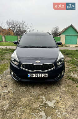 Микровэн Kia Carens 2013 в Фонтанке