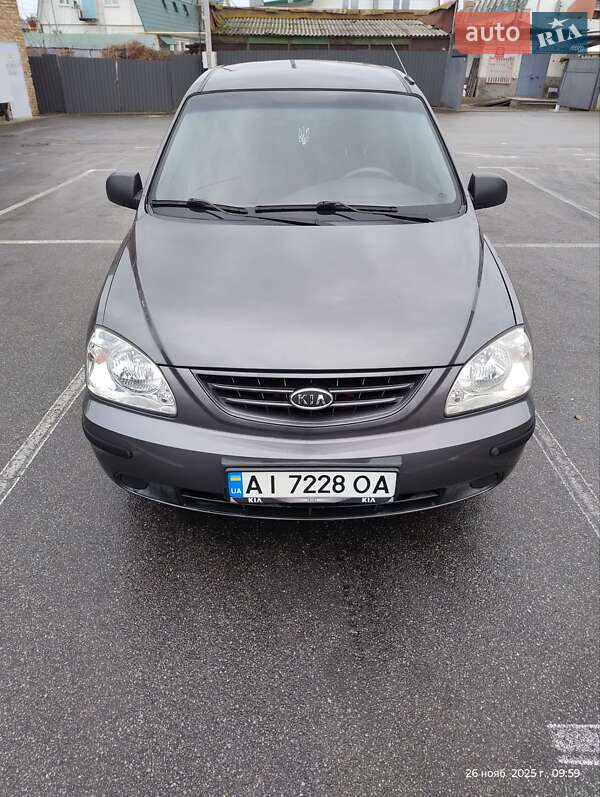 Минивэн Kia Carens 2006 в Киеве