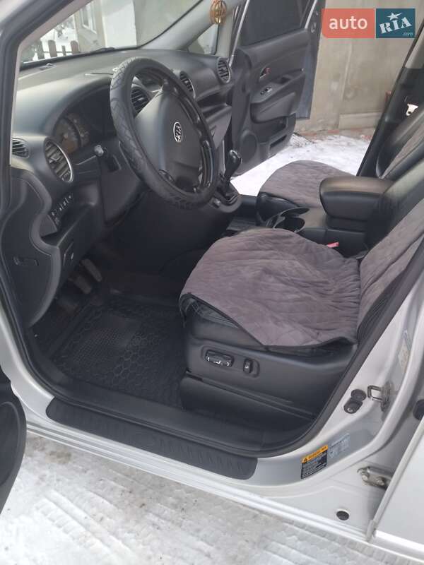 Мінівен Kia Carens 2007 в Смілі