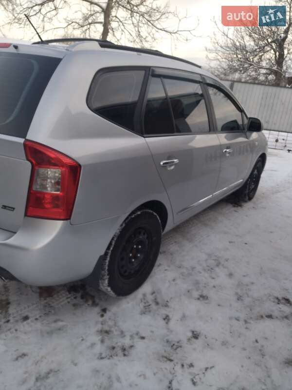Мінівен Kia Carens 2007 в Смілі