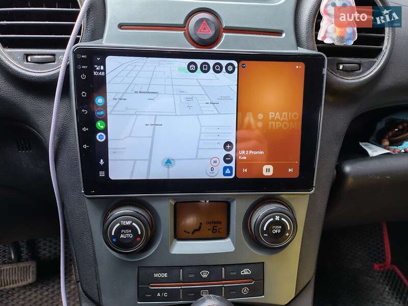 Минивэн Kia Carens 2007 в Покрове