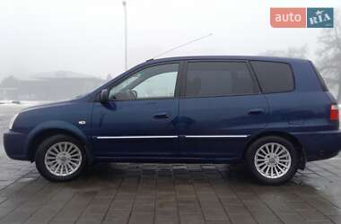 Минивэн Kia Carens 2006 в Черкассах