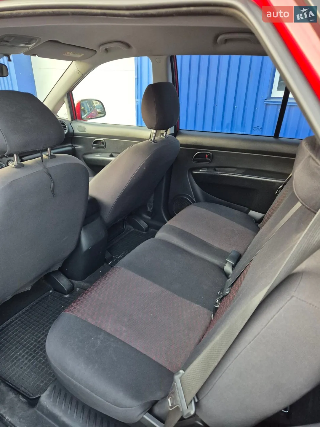 2010 Kia Carens - мініатюра 5