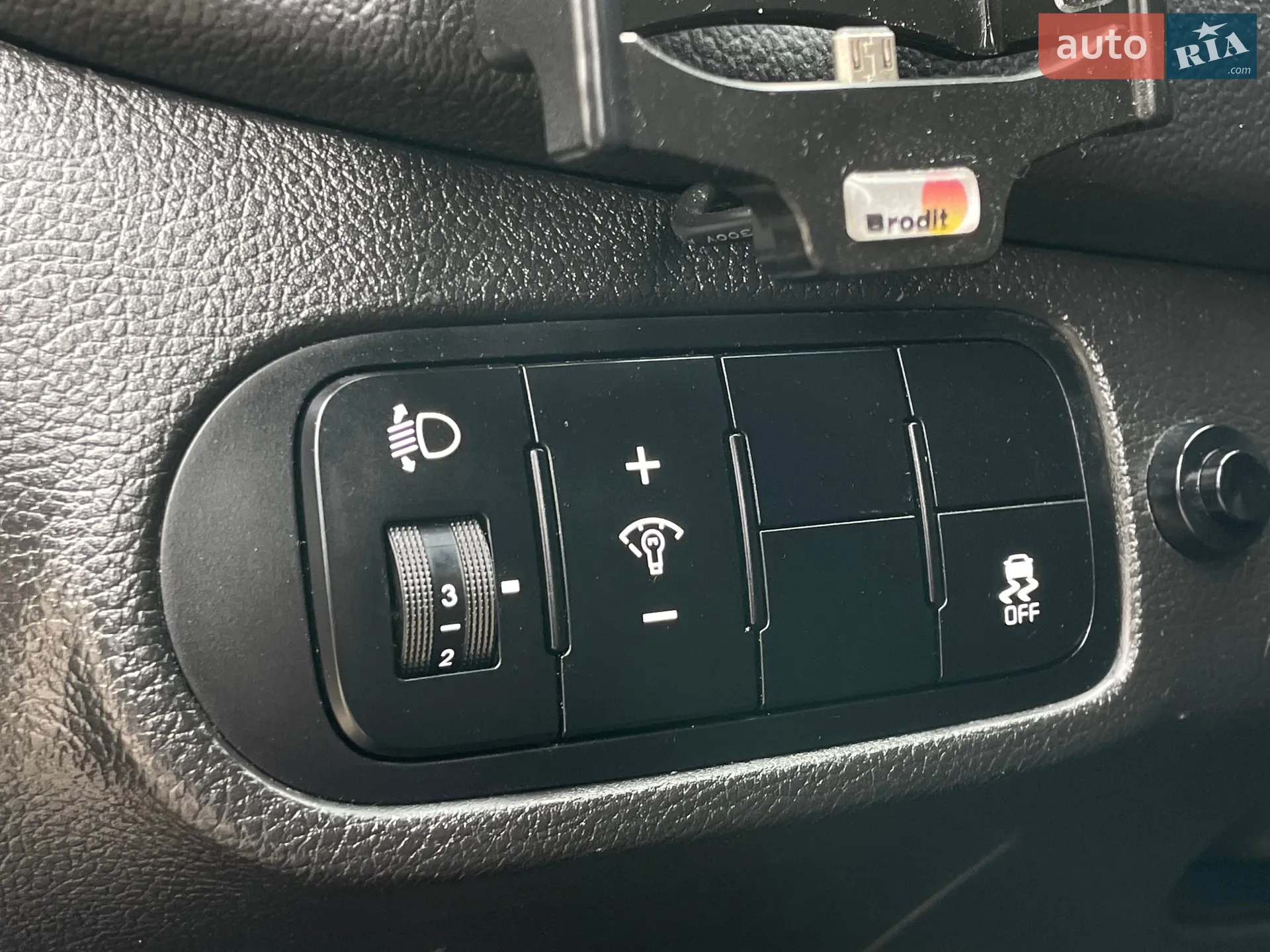 2013 Kia Carens - мініатюра 41