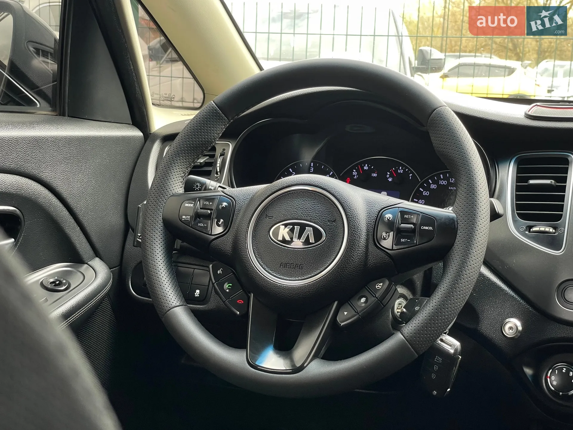 2013 Kia Carens - мініатюра 49