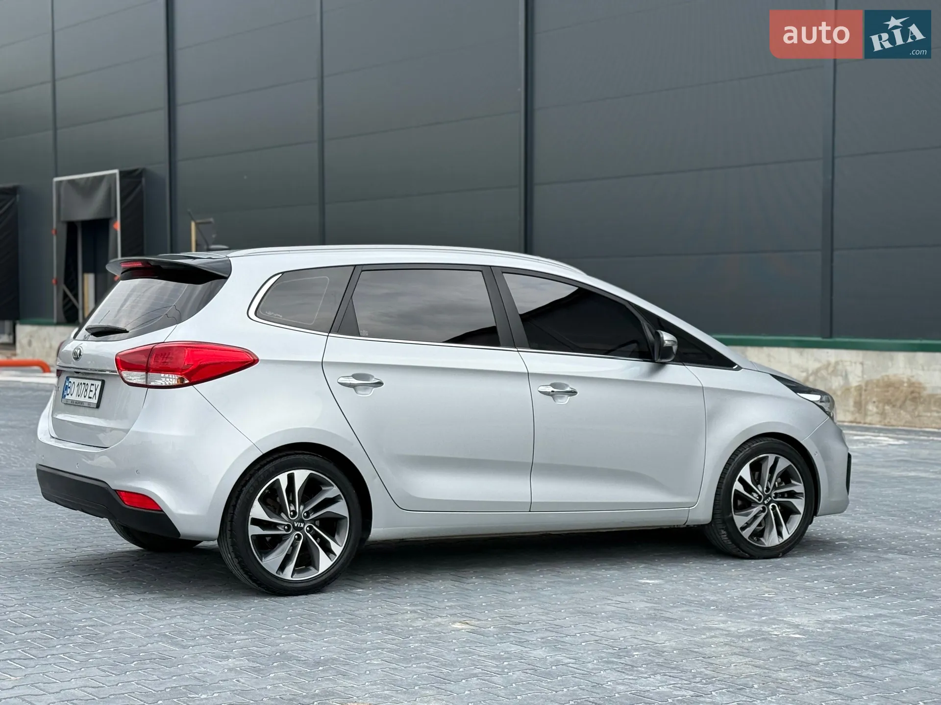 2016 Kia Carens - мініатюра 14