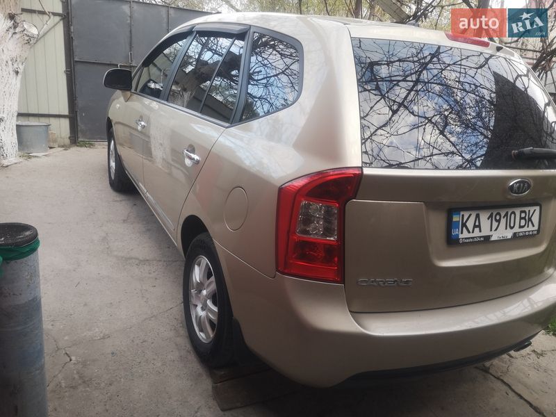 Kia Carens 2008
