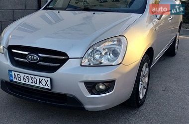 Минивэн Kia Carens 2006 в Виннице