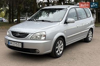 Минивэн Kia Carens 2006 в Ровно