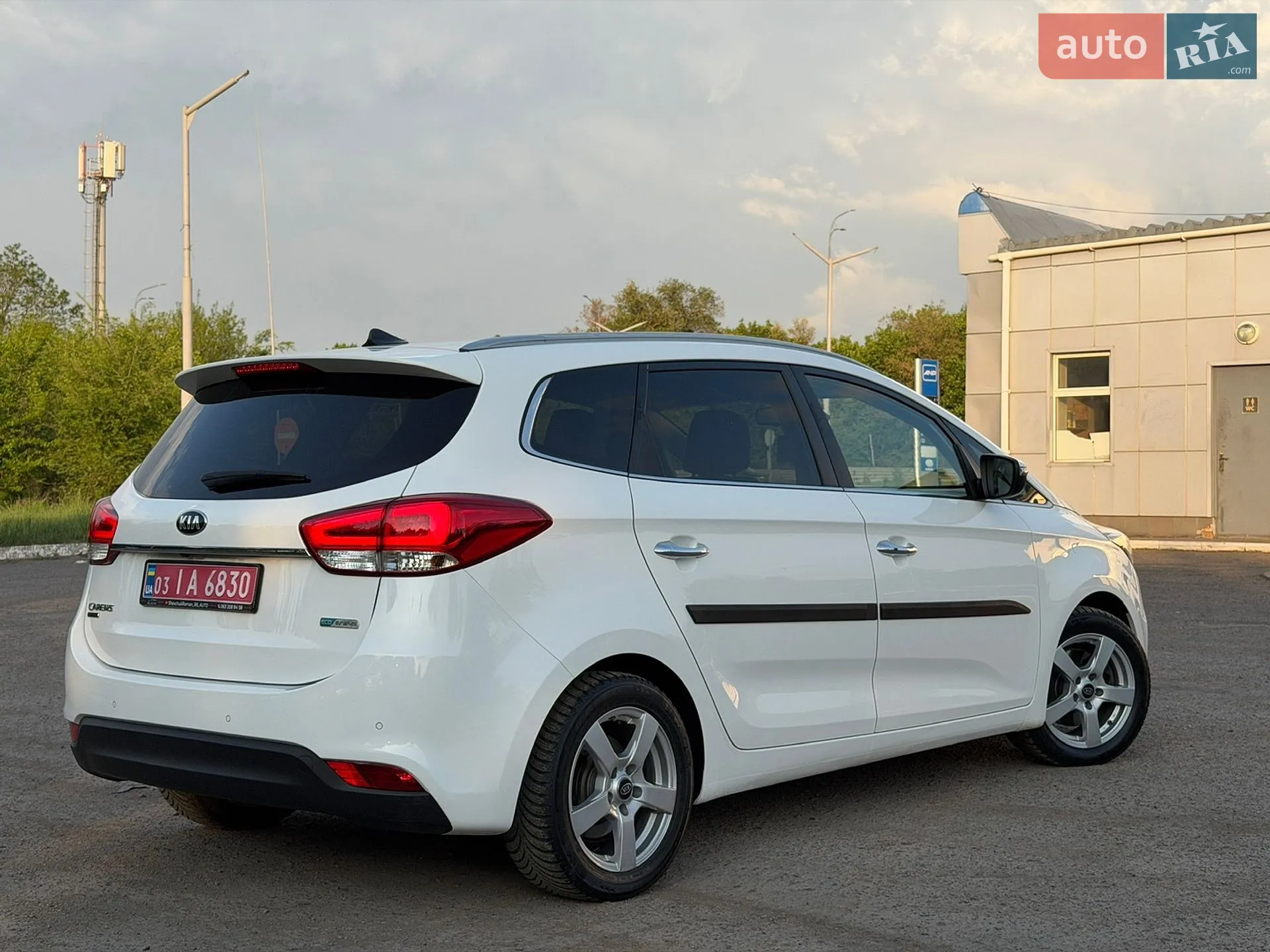 2015 Kia Carens - мініатюра 4