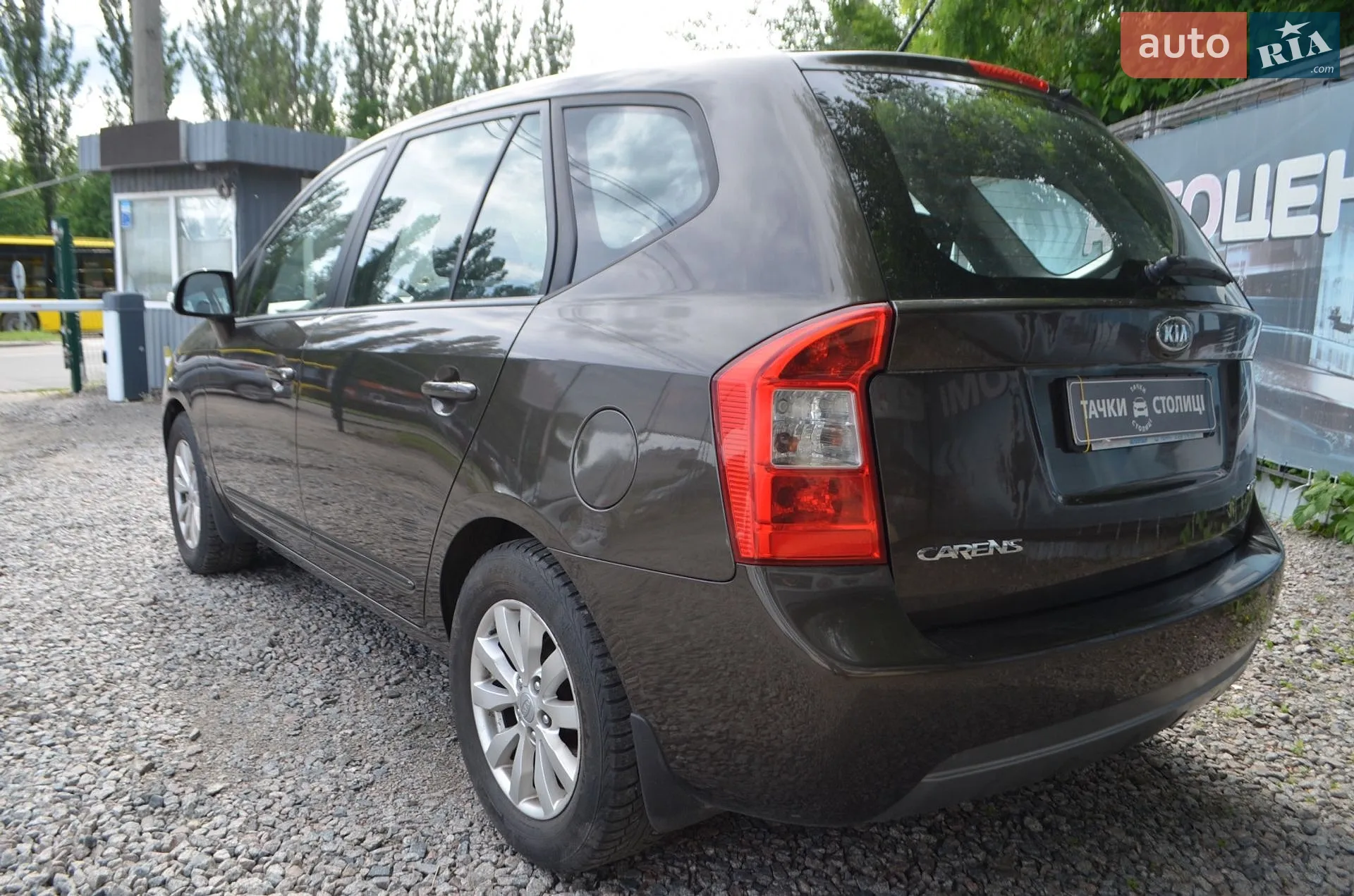 2011 Kia Carens - мініатюра 4