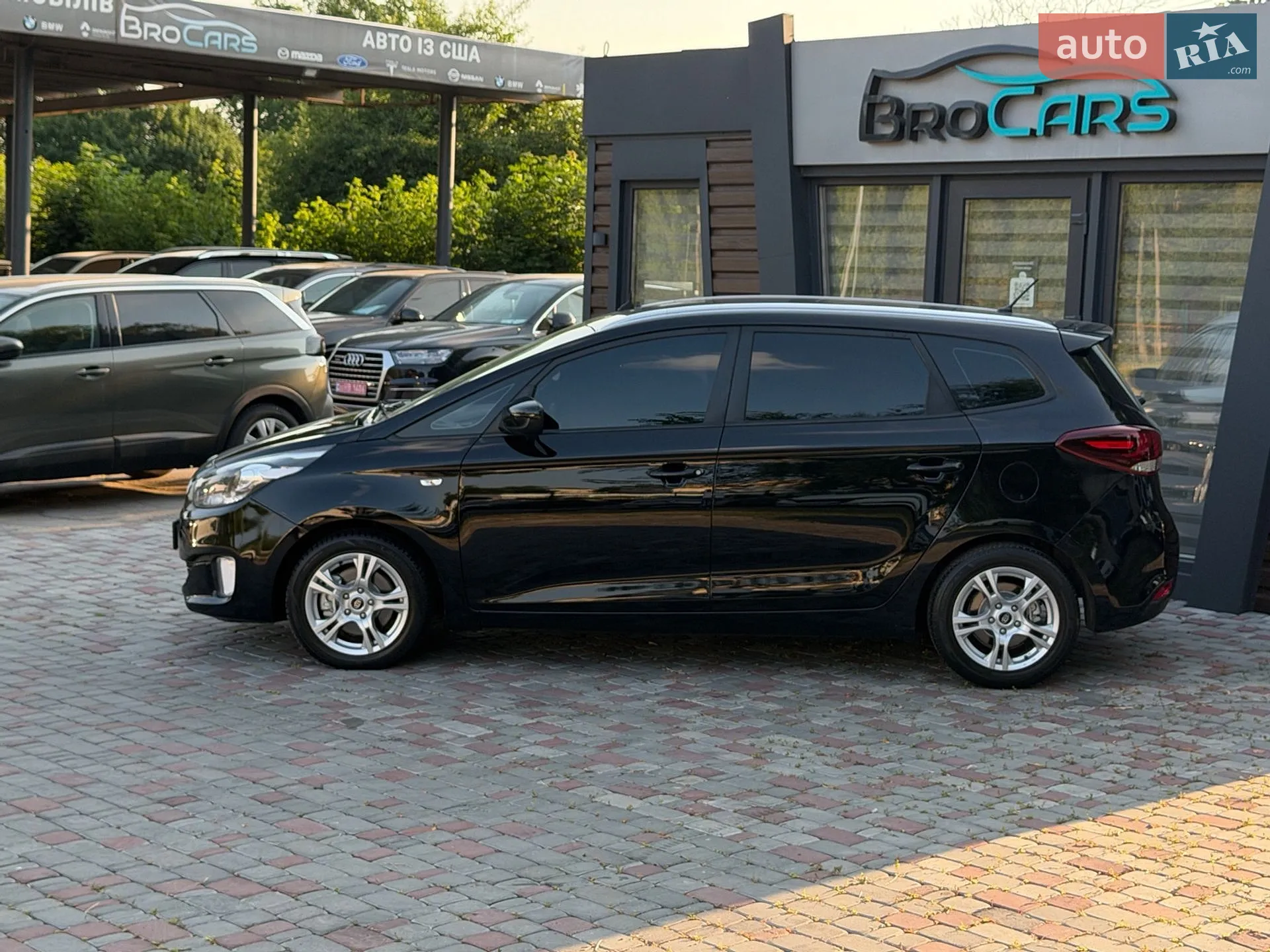 2013 Kia Carens - мініатюра 28