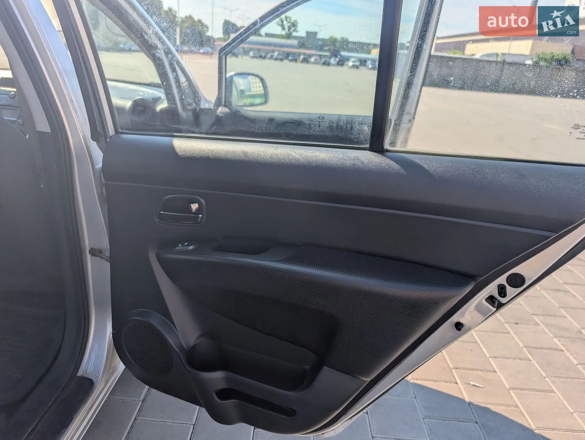 2010 Kia Carens - мініатюра 13