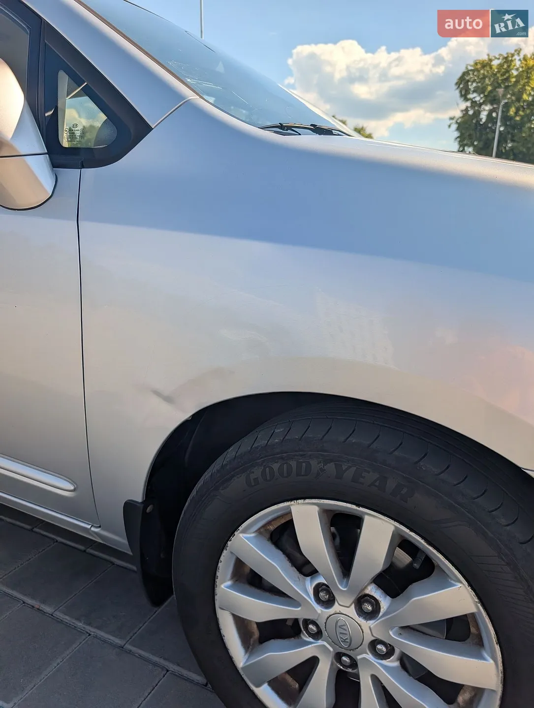 2010 Kia Carens - мініатюра 19