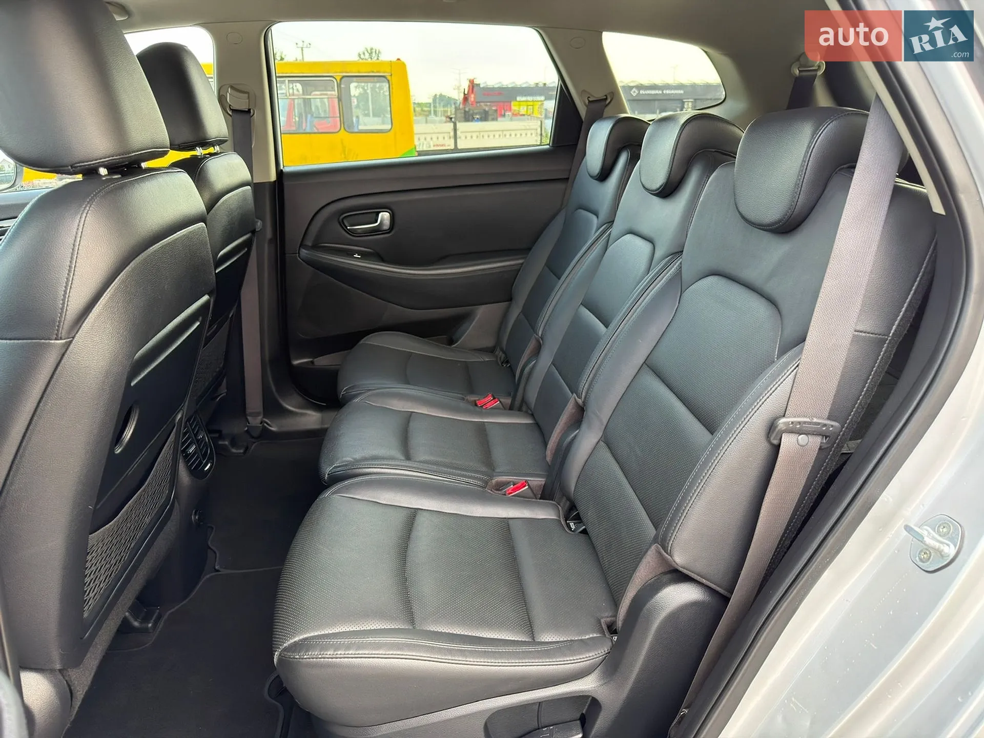 2015 Kia Carens - мініатюра 31